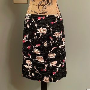 White House Black Market skirt size 6.